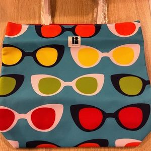 Sunglass beach bag Estée Lauder Lisa Perry